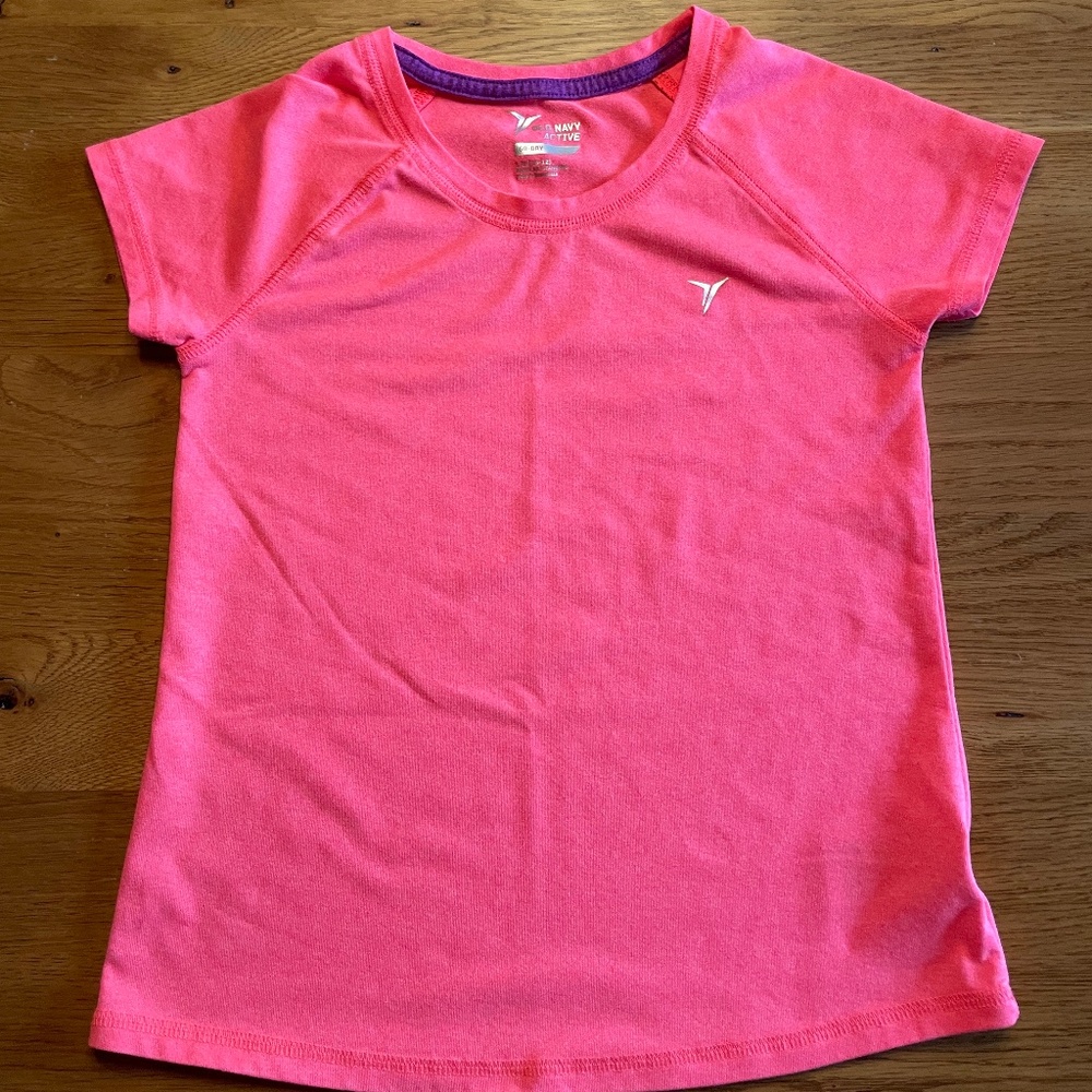 Girls Pink Old Navy Active Tee Size L (10-12)